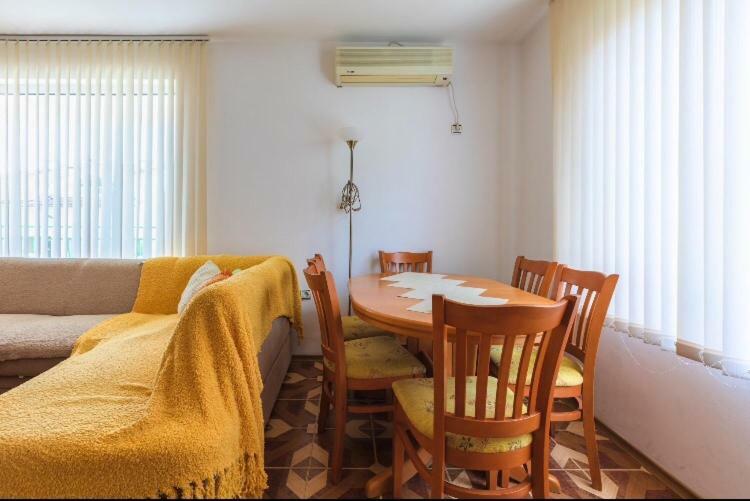 Duplex Apartments Sveti Vlas Eksteriør bilde