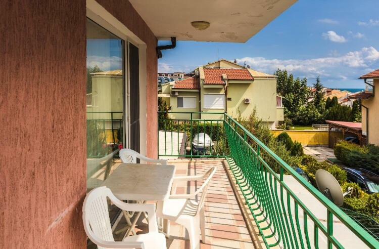 Duplex Apartments Sveti Vlas Eksteriør bilde